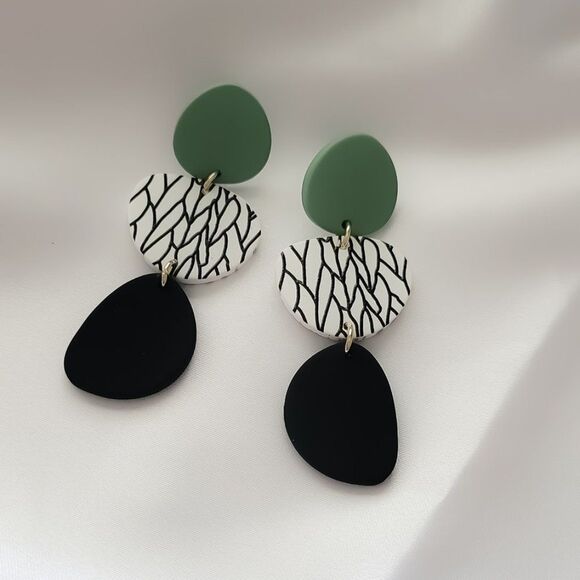 5/$25 Green and Black Acrylic Geometric Statement Earrings - Picture 8 of 10
